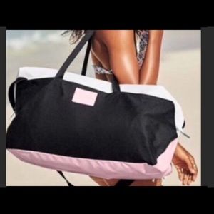 New Victoria’s Secret duffel bag, black white pink
